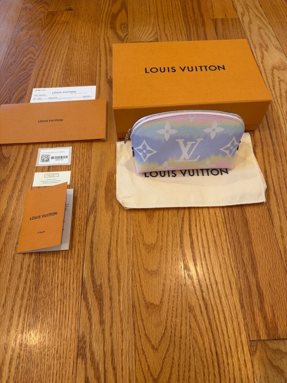 Authentic NWT Louis Vuitton Escale Cosmetic Pouch PM